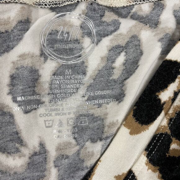 Maurices Top Womens Medium Animal Print Shirt Sleeveless Work Office Casual - Picture 5 of 12